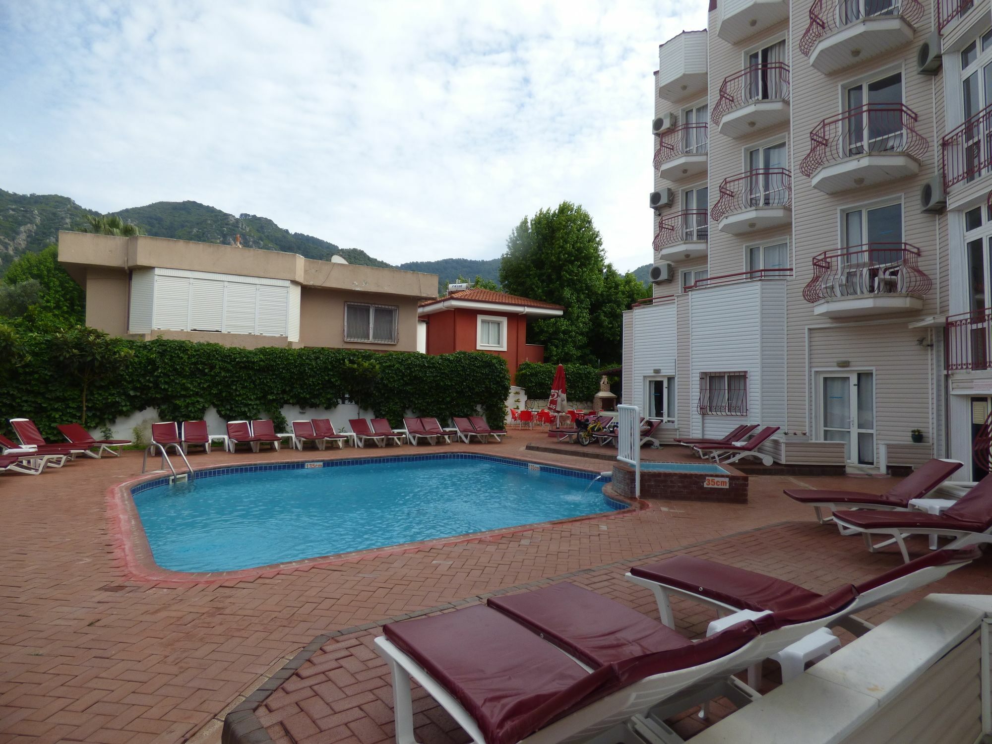 Avlu 4 Aparthotel Marmaris Eksteriør bilde